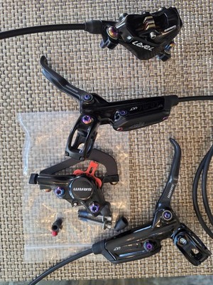 SRAM LEVEL ULTIMATE DISC BRAKE SET, Front/Rear, Carbon Levers Oil Slick Hardware