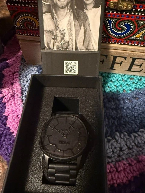 Nixon Nirvana Smiley Sentry Collection Limited #34/150 Black Wobble - Imagen 1 de 4