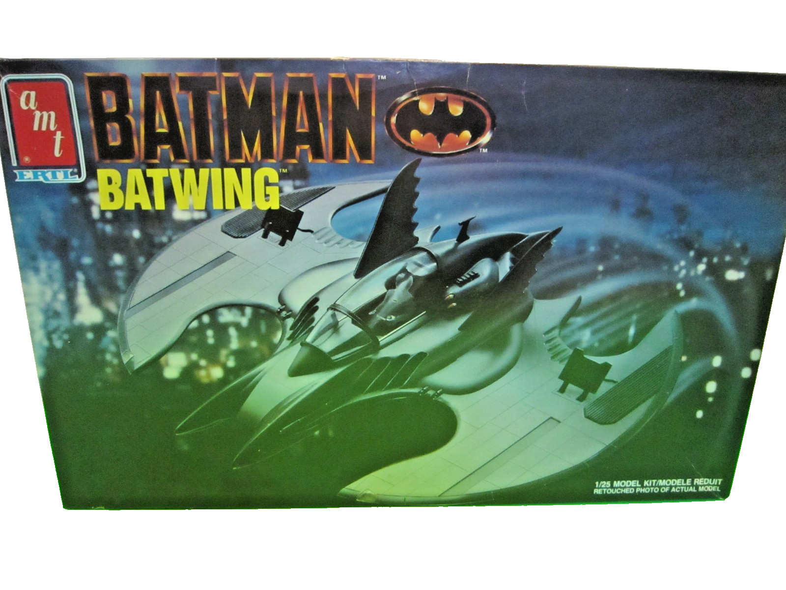 VINTAGE 1990 AMT ERTL 1/25 SCALE " BATMAN BATWING " PLASTIC MODEL KIT #6970