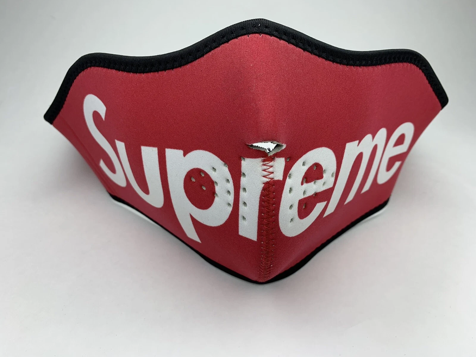 Supreme néoprène masque facial FW14 boîte de relief logo beanie TNF découpe