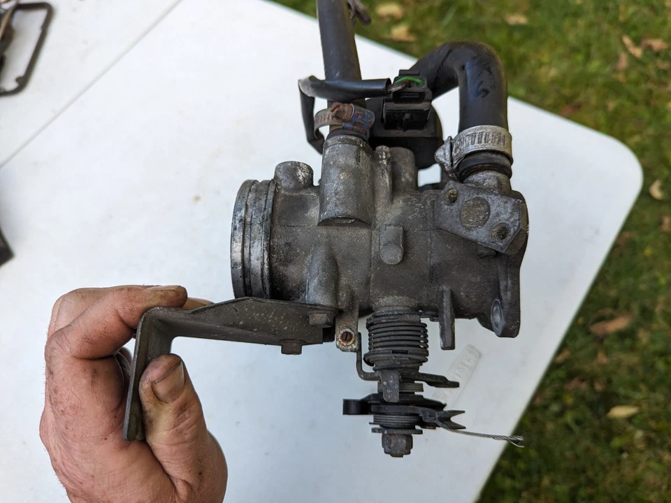 94-98 Saab 9000 CS CSE Aero Turbo Non TCS Throttle body complete assembly 787143 - Image 4 of 4