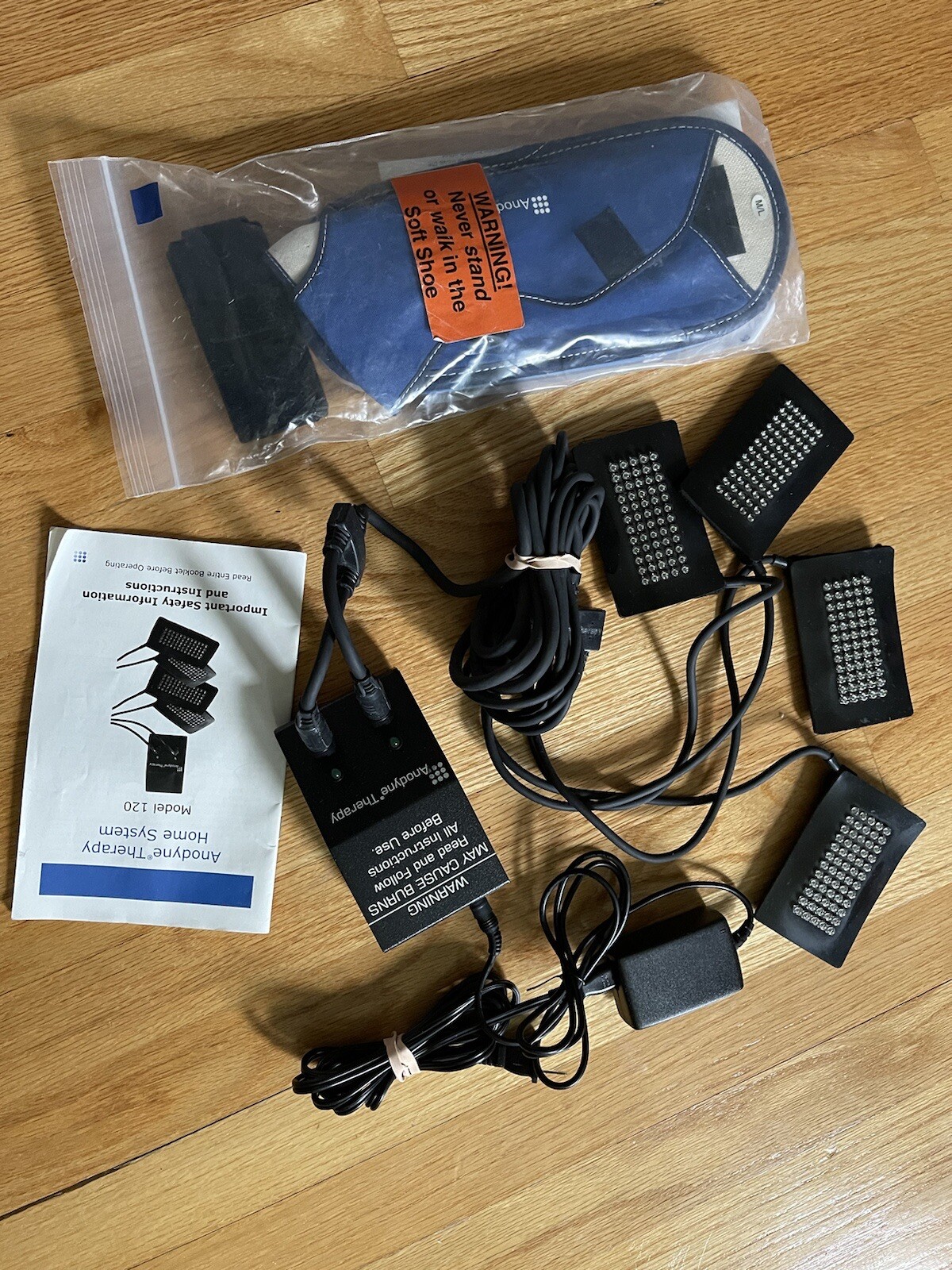 ANODYNE Home System Model 120 Infrared Light Therapy ,Carry Bag,NICE