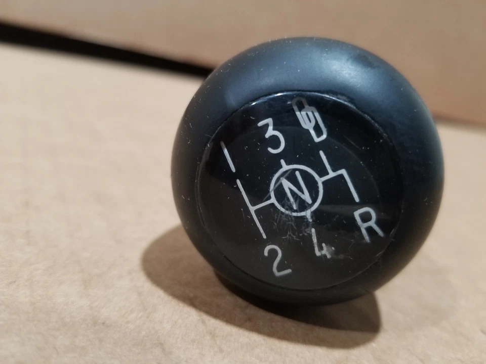 88-94 Chevy Pickup Truck Transmission 5 spd Shifter Handle - Image 2 of 4