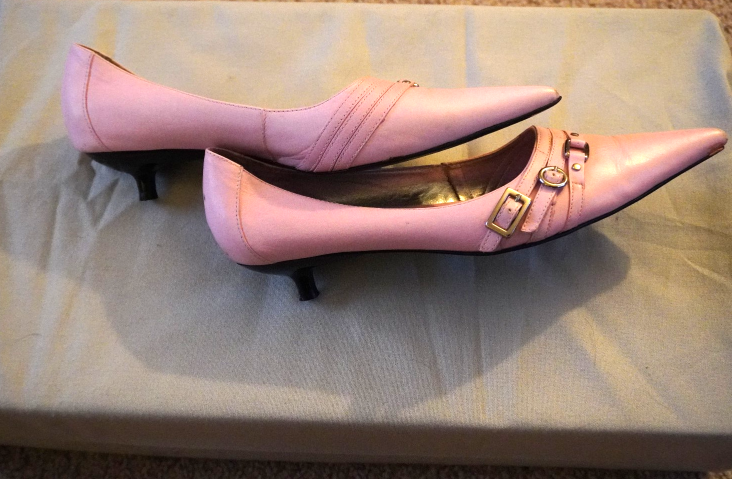 VTG Pink Kitten Heels VTG SIZE 9 Steve Madden