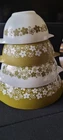 Set 4 VTG PYREX Crazy Daisy Spring Blossom Green/White Cinderella Nesting Bowls