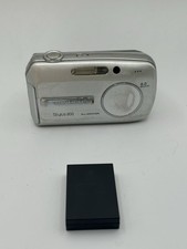 Olympus Stylus 800 8.0 MP Digital Camera All-Weather HyperCrystal Silver