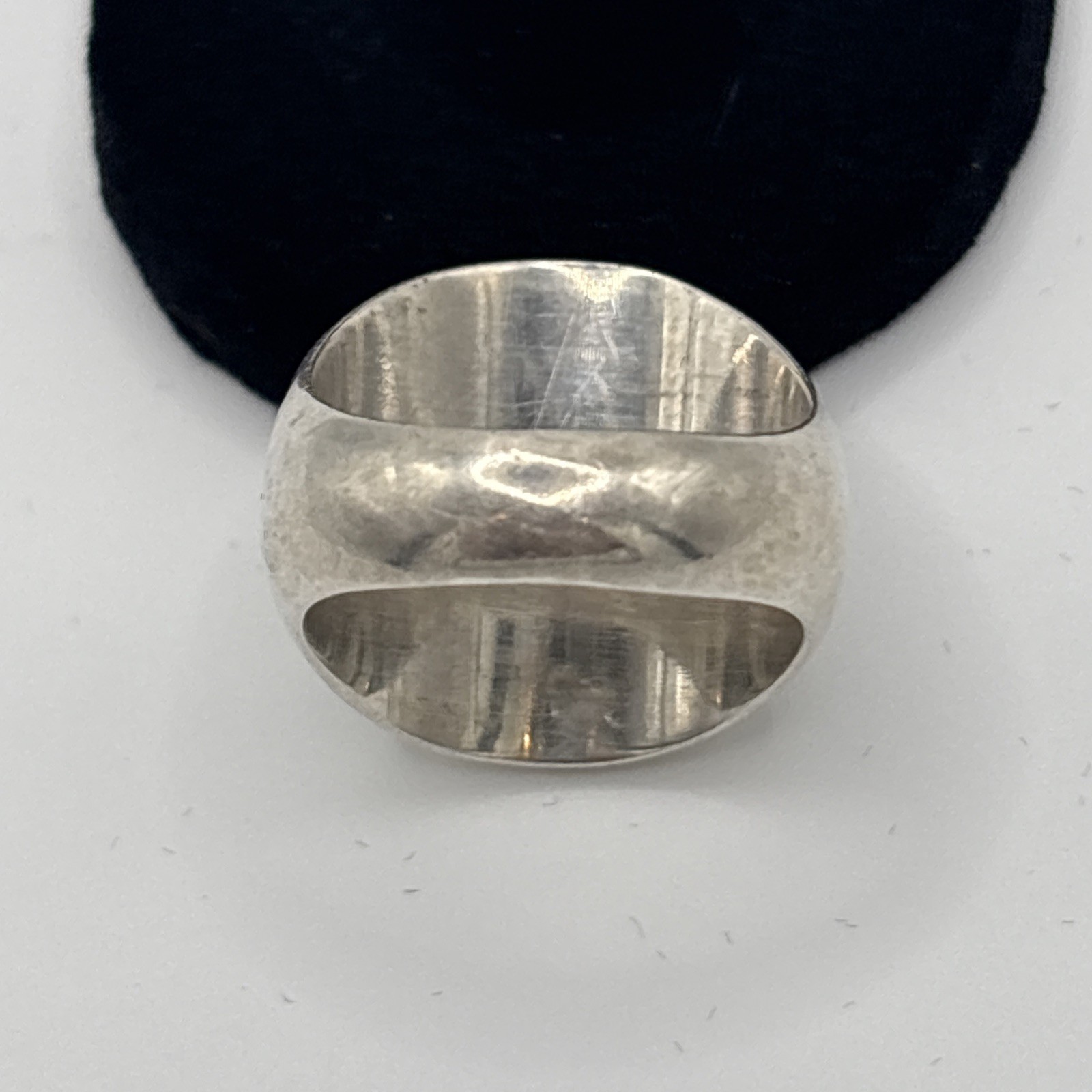 .925 Sterling Silver Solid Concaved Polished Sadd… - image 11