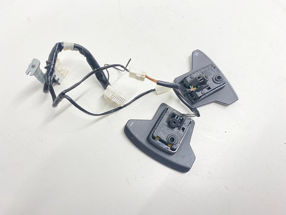 Palanca de cambios derecha/izquierda Nissan Altima 2019-2022 OEM, Foto 3 de 4