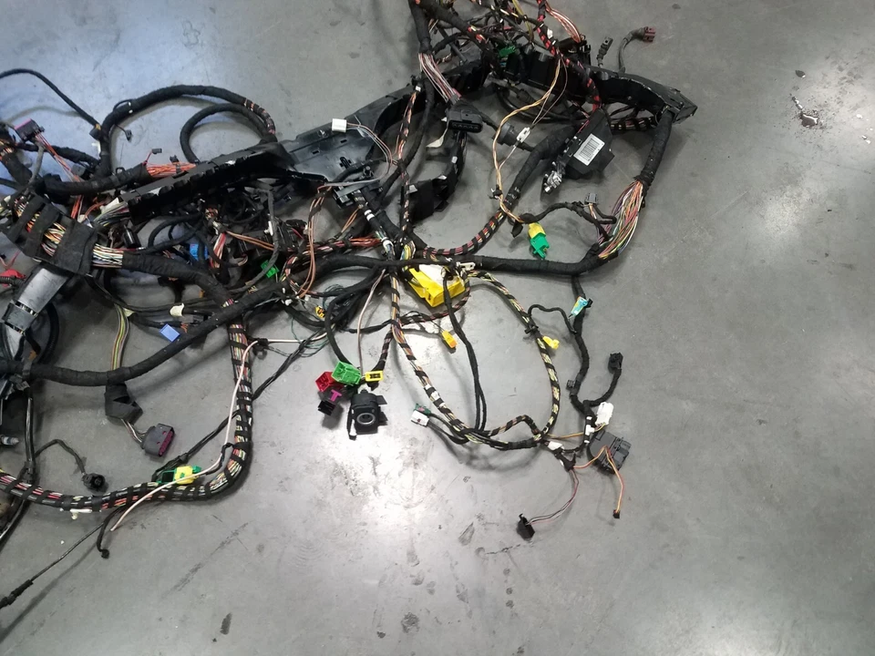 2012 奥迪 S4 Quattro B8 底盘线束 #17 A8 — 第 4/4 张图片