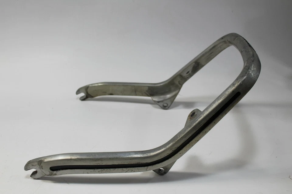 1979 YAMAHA XS650 PASSENGER REAR SEAT GRAB BAR HANDLE — 第 4/4 张图片
