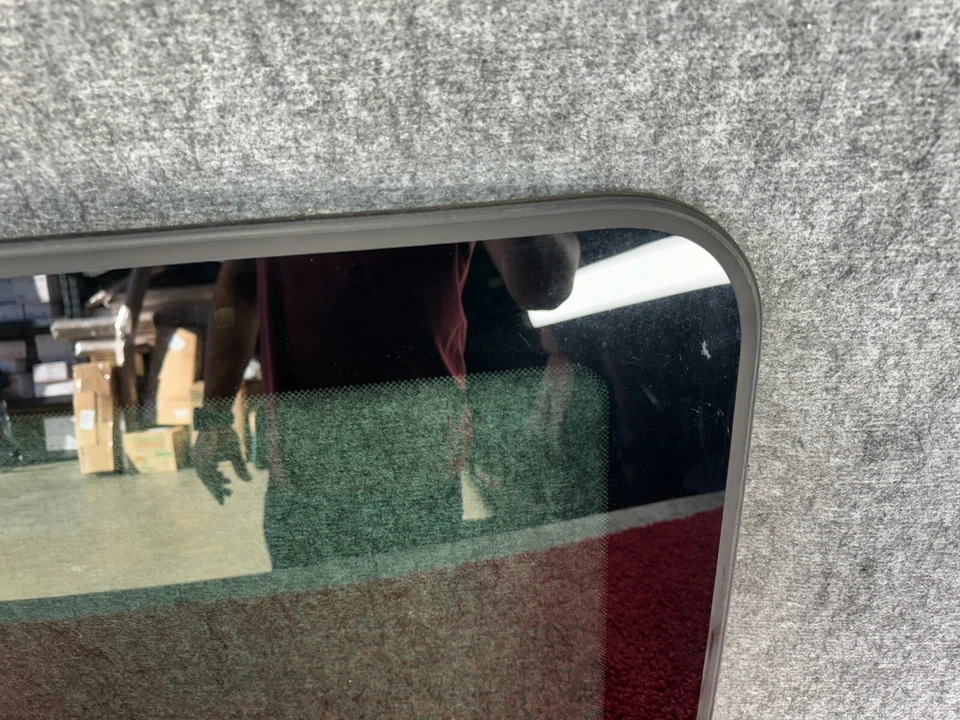 BMW 2008-2013 E82 techo corredizo techo corredizo vidrio ventana panel montaje fabricante de equipos originales 89 k Foto 2 de 4