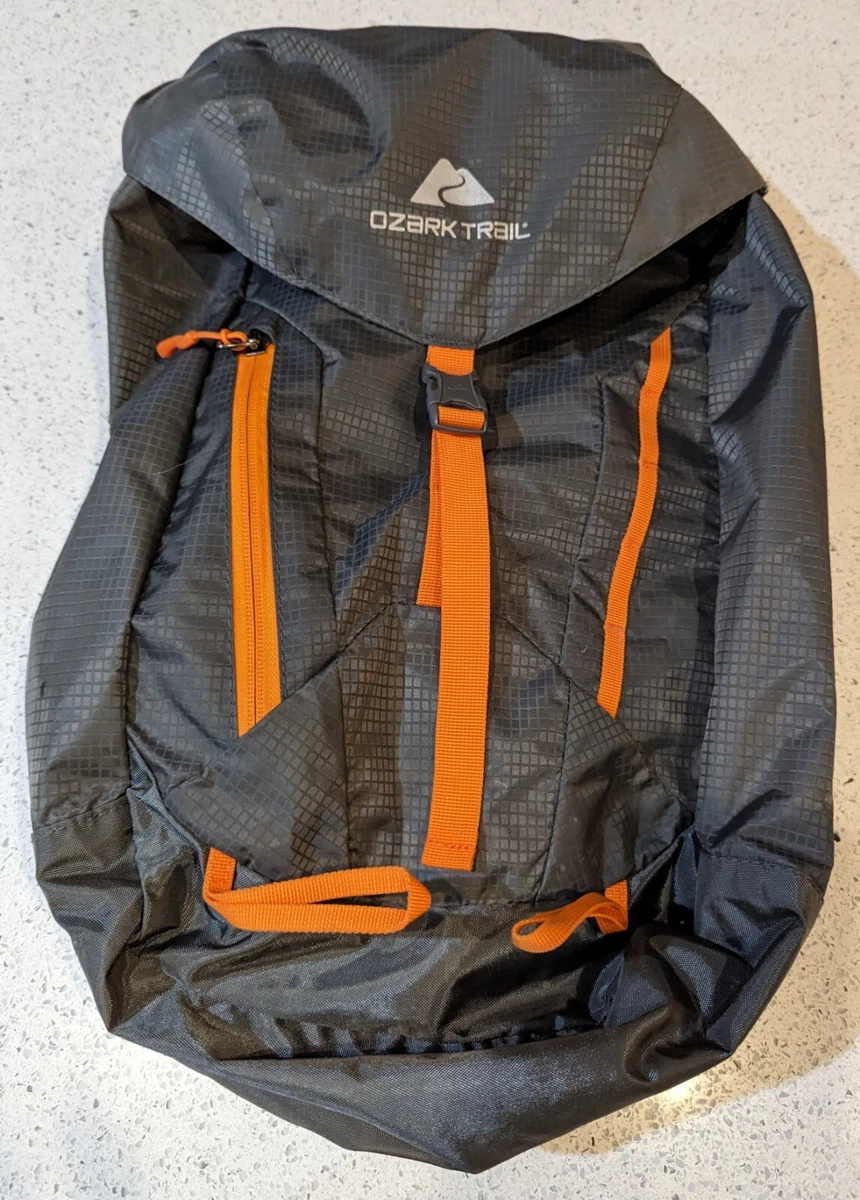 OZARK TRAIL Atka Daypack Ultra Lightweight Backpack Hydration Compatible  Hiking | eBay