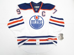 connor mcdavid away jersey