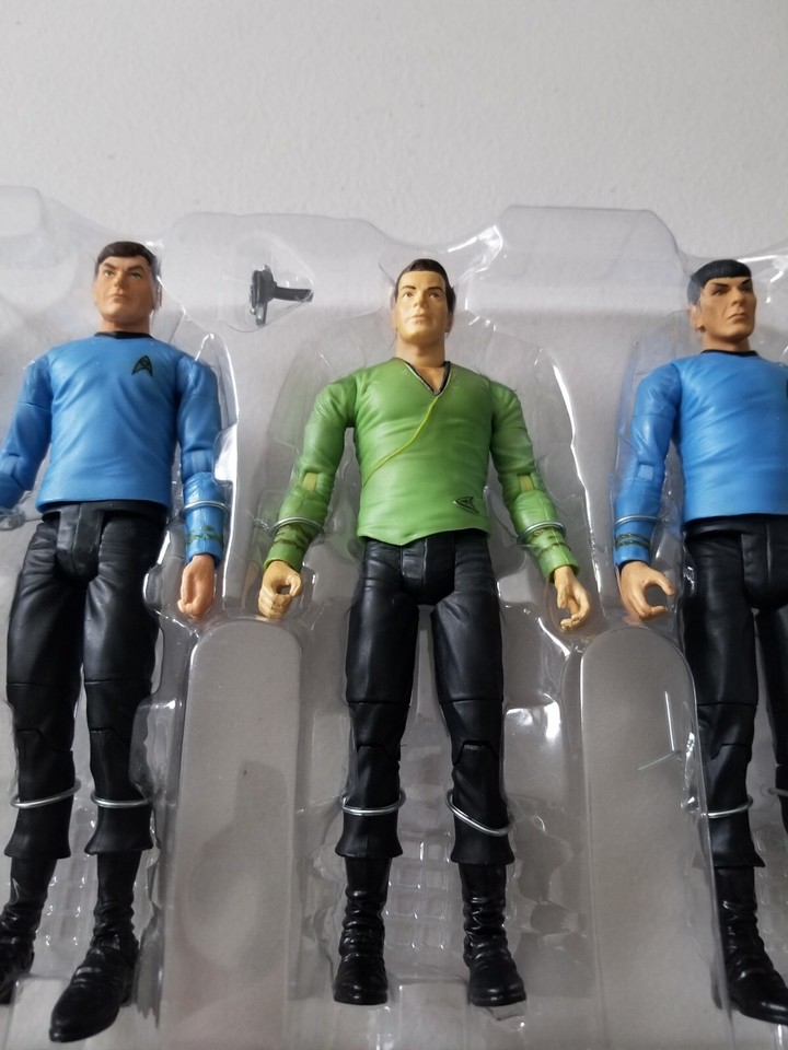 ART ASYLUM TOYS 2003 STAR TREK TOS SPOCK MCCOY KIRK ACTION FIGURES SET ...