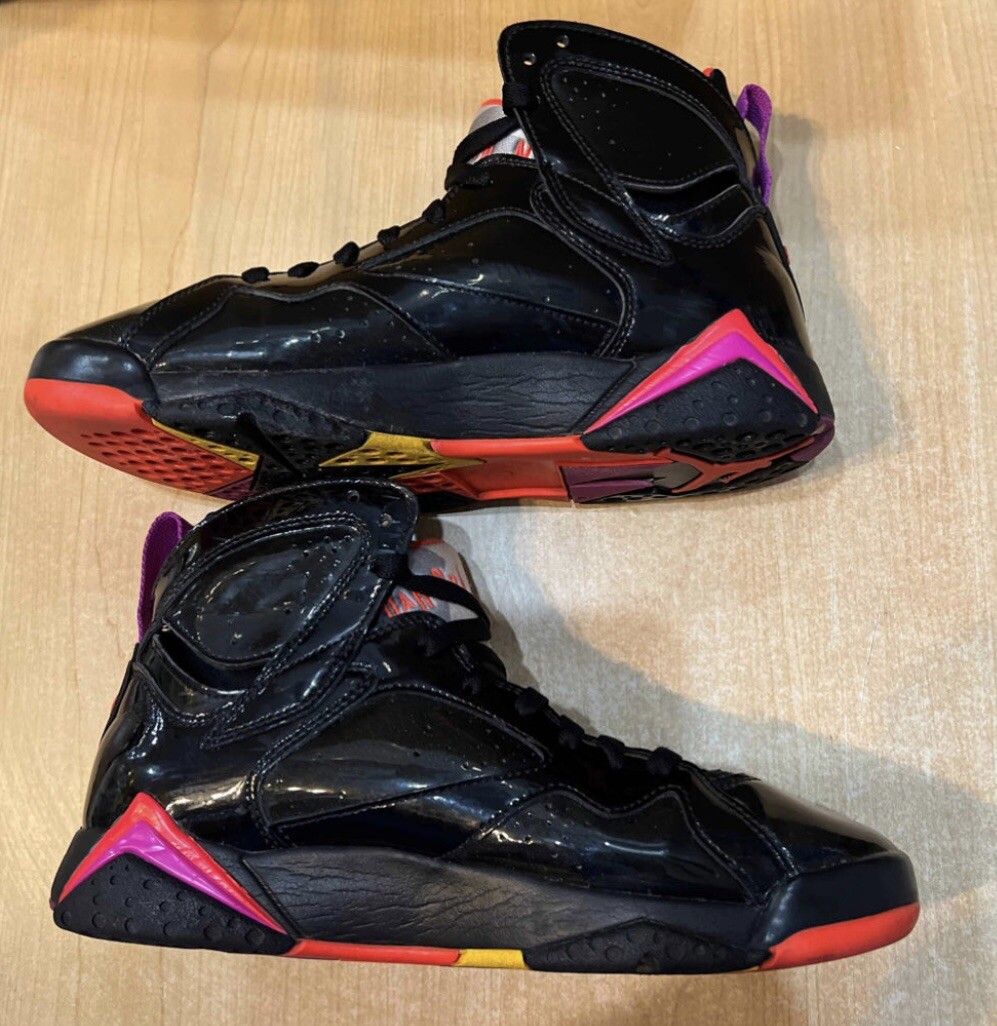 WMNS Air Jordan 7 Patent Raptor Size 8W/ 6.5M Black