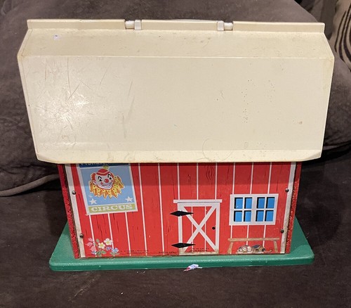 vintage 1967 fisher price family play farm - Picture 3 of 5