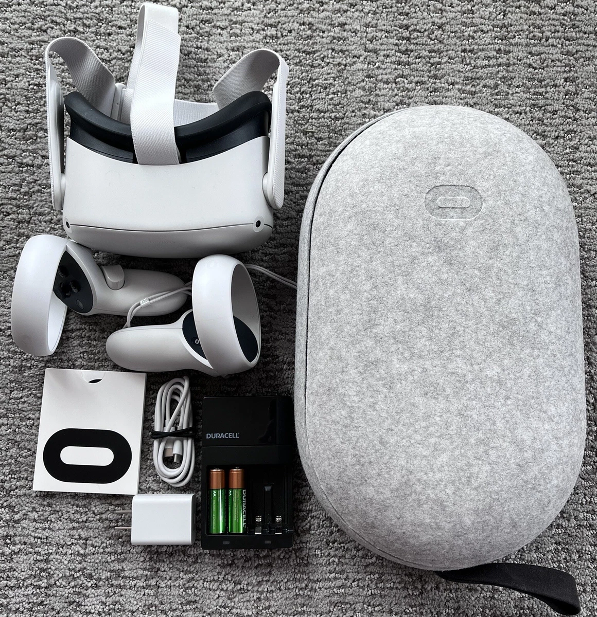 Oculus Quest 2 128GB VR Headset, Official Carrying Case, Rechargeable Batteries