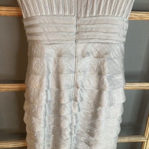 Adriana Papell Women's Silver Layered Dress Size 6 17x39, Ruffled, Sheer Bodice - Picture 10 of 17