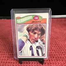 Topps 1977 Jim Zorn #69 Seattle Seahawks Rookie Football Trading Card. rookie card picture