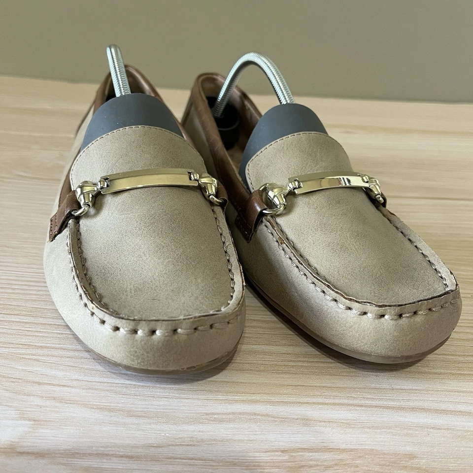 Zapatos mocasines Naturalizer color tostado para mujer talla 9 Foto 3 de 4