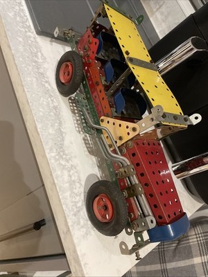 Oldtimer Meccano PKW LKW wirklich gut zusammengebaut