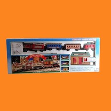 1994 Dickensville Christmas Train Set Station Complete