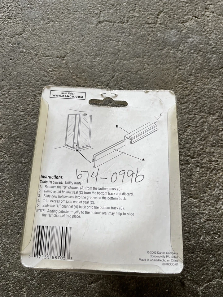 Sello de puerta de cabina de ducha Danco 88705 para ducha pivote Sterling, transparente, 3/8" x 50" Foto 3 de 4