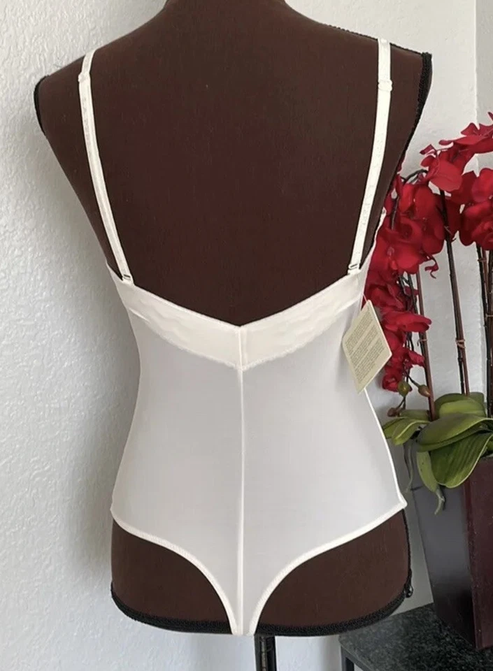 Nuevo con etiquetas Body La Perla Italia Blanco Convertible Tanga $429 34B 36B 34C 38C Foto 2 de 4