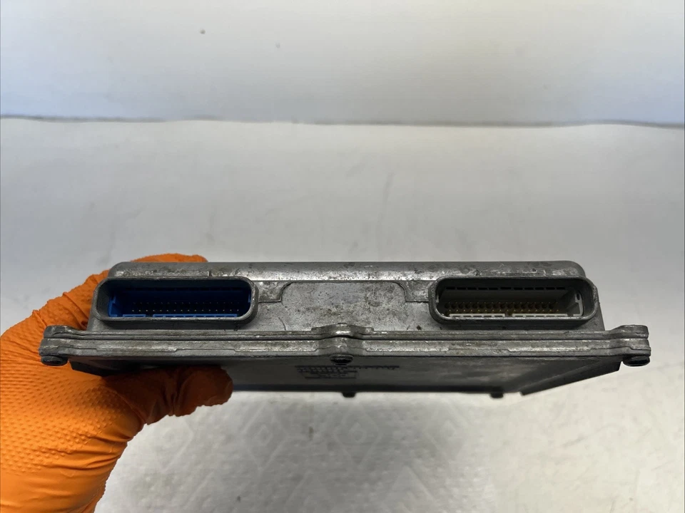 MÓDULO DE CONTROLE DE COMPUTADOR MOTOR FABRICANTE DE EQUIPAMENTO ORIGINAL ECU PARA 1995 CHEVROLET CAVALIER 2.2L 16196285 - Imagem 3 de 4