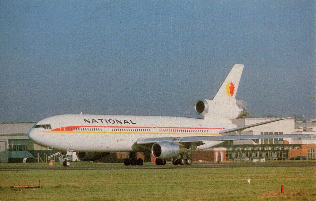 Postcard National Airlines McDonnell Douglas DC-10-30 c/n