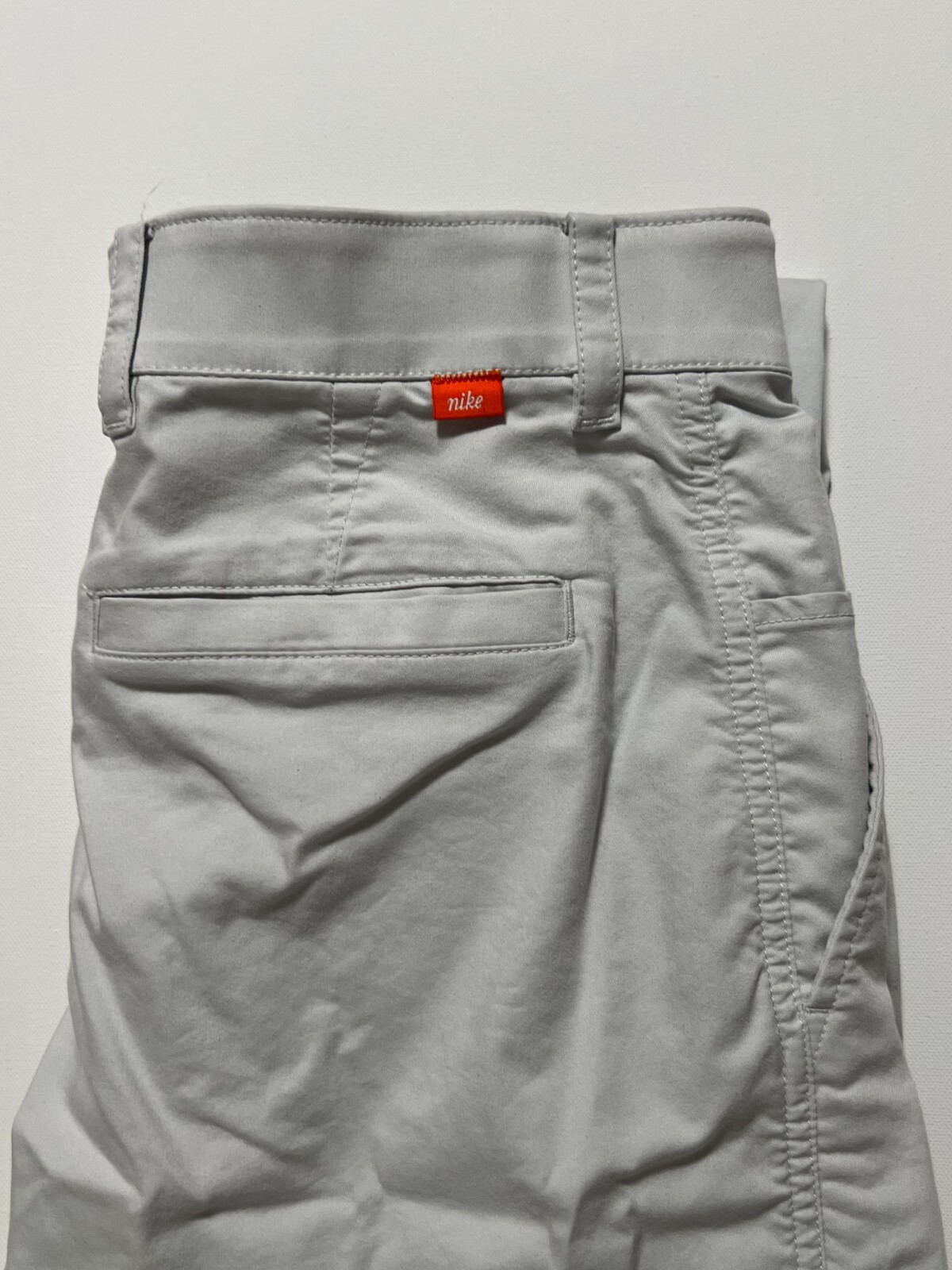 OFF WHITE X NIKE Nike Dri Fit Pantaloni Standard Fit Golf Casual Preppy Beige Crema Uomo Taglia 32x32