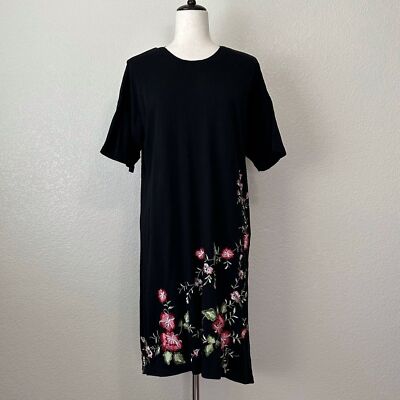 green emerald velvet dress Rent Asos Design Soft Mini Dress In Velvet Broderie With Contrast Embroidery  In Black main image 0