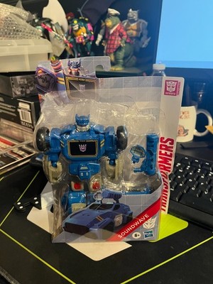 transformers soundwave Hasbro authentic collection