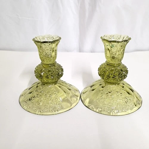 Vtg Fenton Art Glass Daisy Button Colonial Green Candlestick Candle Holder