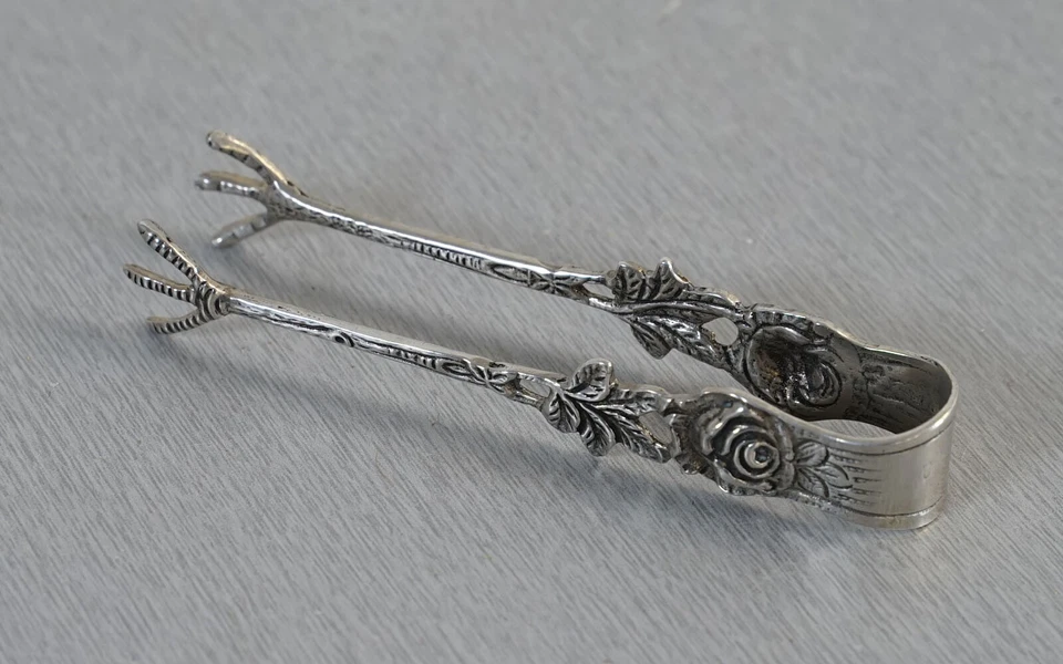 pinza decorata in argento 800 pinza per zucchero piede di corvo... - Immagine 3 di 4