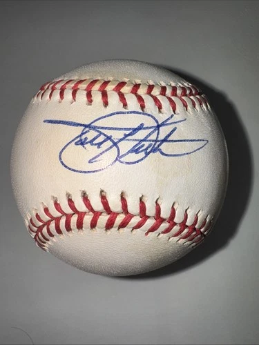 Todd Helton Signed Baseball OMLB Colorado Rockies HOF Autograph PSA/DNA