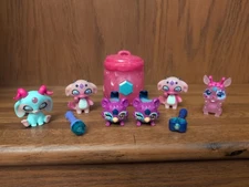 Magic Mixies Minis Mixlings Lot 6 Figures 2" Pets W/ Cauldron & Wands Toys