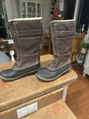 SOREL GRIZZLY BEAR & BLACK FANCY TALL WINTER/ WATERPROOF  display picture 2
