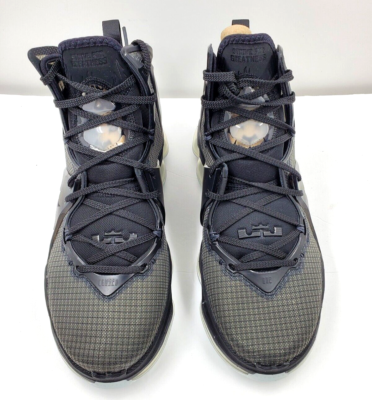Nike LEBRON 19 Men display picture 2