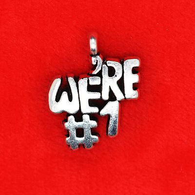4 x Tibetisches Silber ''We Are No.1 One'' Charm Anhänger Fundstücke Perlenherstellung