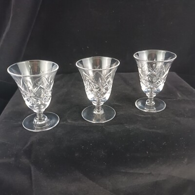 3 attraktive geschliffene Kristall Garnelen Cocktail Gläser KOSTENLOSER VERSAND 