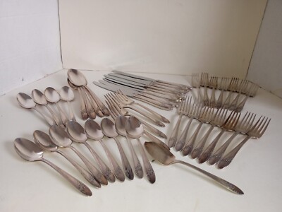 Lot 43 Pcs 1940s ONEIDA COMMUNITY TUDOR Silver Plate Queen Bess