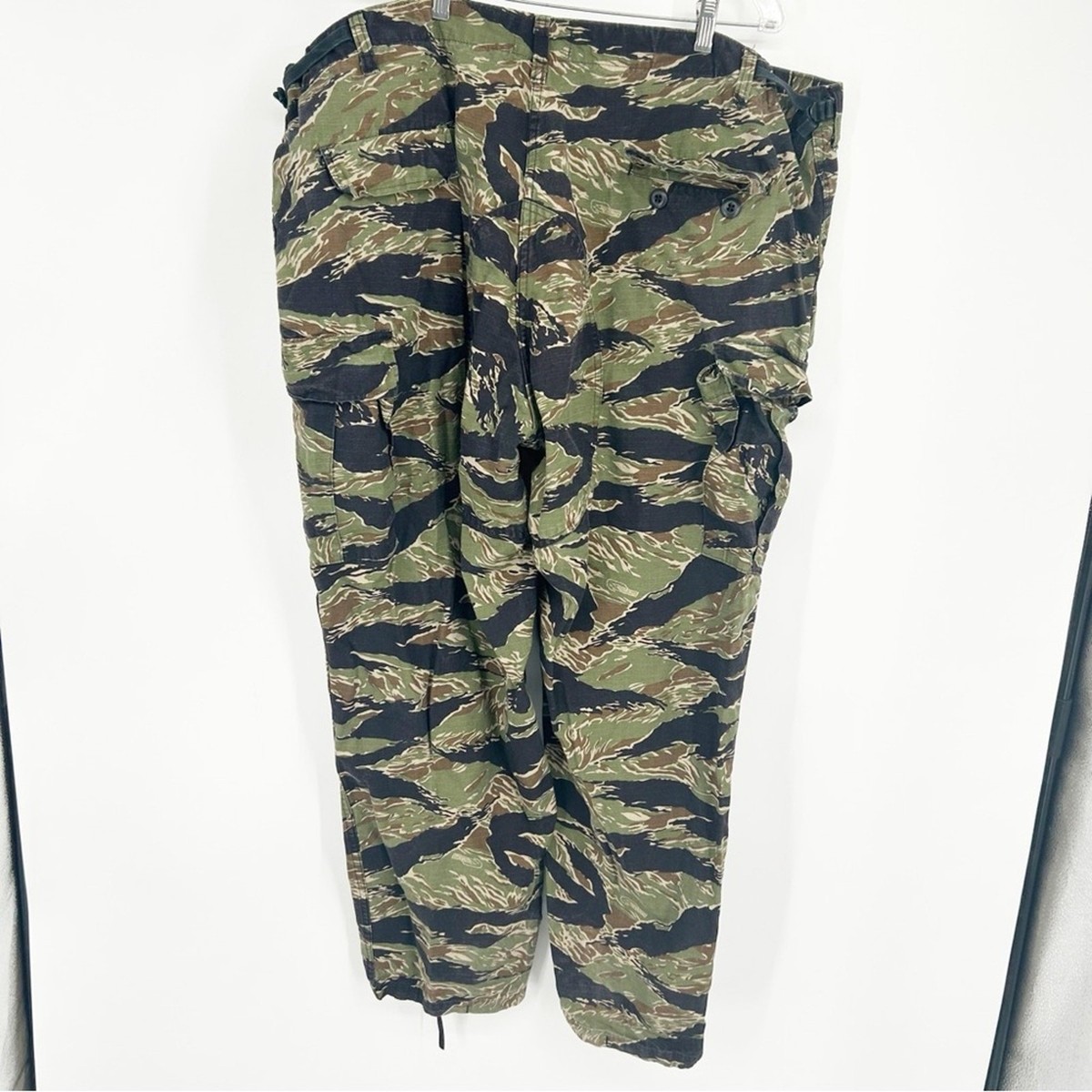 個人装備 Old Military Trousers TIGER STRIPE CAMO Vintage Vietnam Era Tiger Stripe Camo Cargo Pants