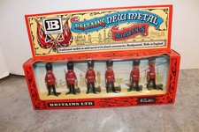 Vintage Sealed NIB Britain's LTD Scots Guards Metal Soldiers 7225