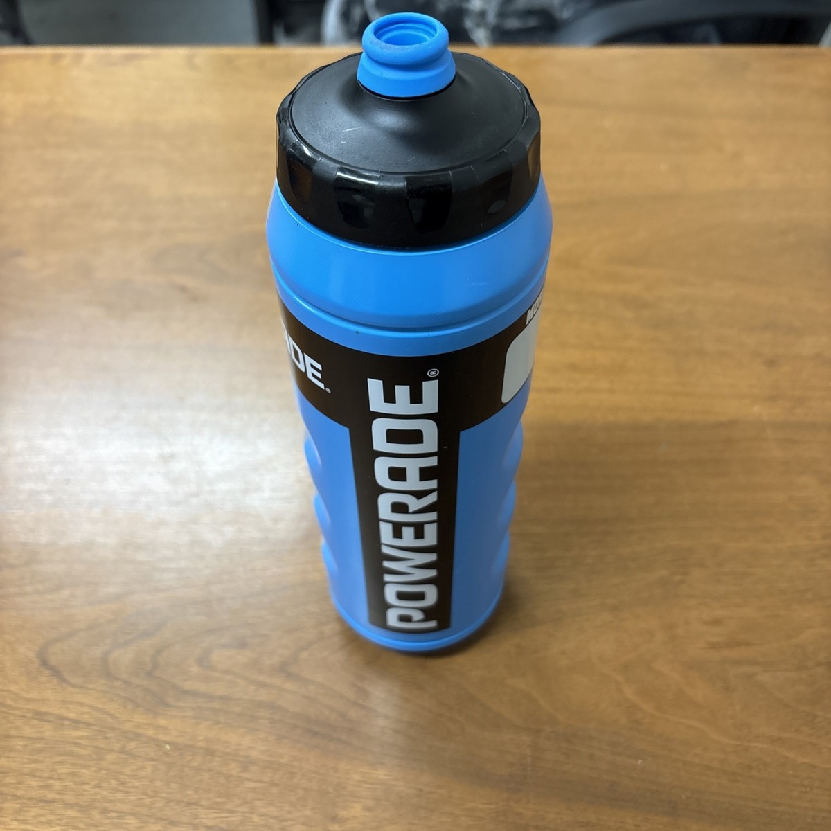 Powerade Sports Squeeze Clutch Water Bottle 32oz Specialized | eBay