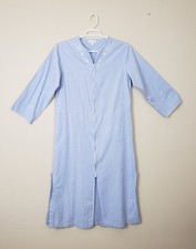Miss Elaine Womens Nightgown Size M Embroidered Housecoat Grannycore Cottagecore