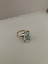 18ct Yellow Gold Emerald-Cut Blue Aquamarine Solitaire Prong Set Ring