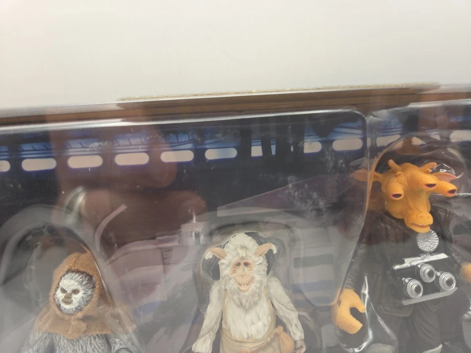 Star Wars Star Tours 2010 fiesta de embarque paquete de 5 figuras de acción conjunto con teek nuevo en paquete Foto 3 de 4