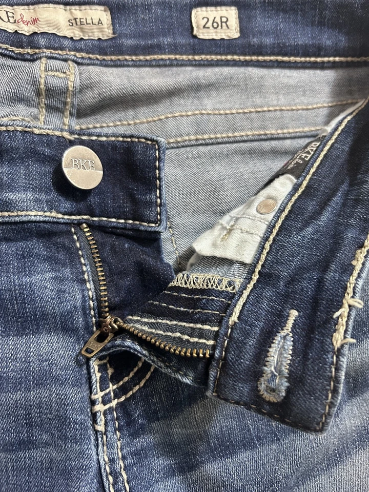 Pantalones de mezclilla para mujer BKE Stella talla 26R Foto 3 de 4