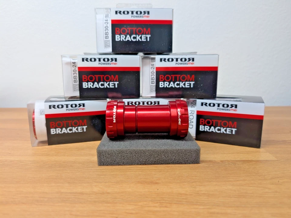 Rotor Bottom Bracket -BB4224 BB Road-Ceramic Bearings-Red-BB30x24mm Spindle-New - Image 2 of 3